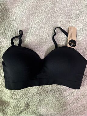 Truekind black supportive comfort wireless shaping bra